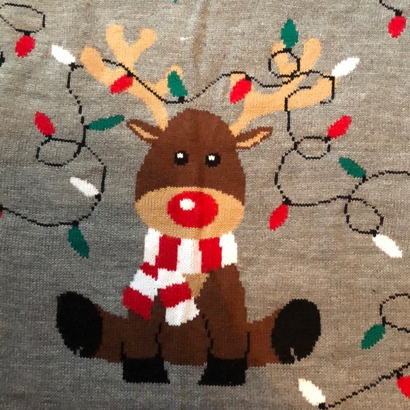 Christmas Sweater - Picture 3 of 4